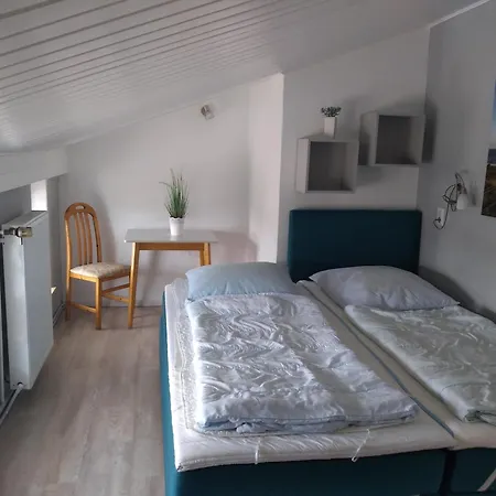 Haus Sandra 8 Im 1stock, Box -betten, Terrasse Mit Strandkorb